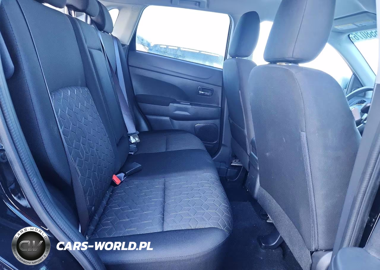 2026 Mitsubishi Outlander Sport S-Se VIN:JA4ARUAU6TU031375 - 10
