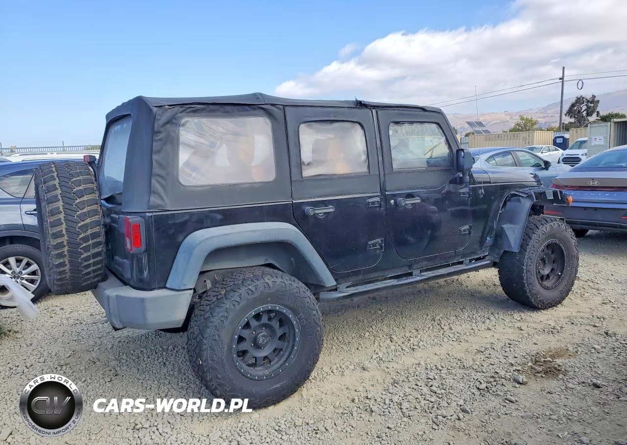 2008 Jeep Wrangler Unlimited X VIN:1J4GA39108L508353 - 3