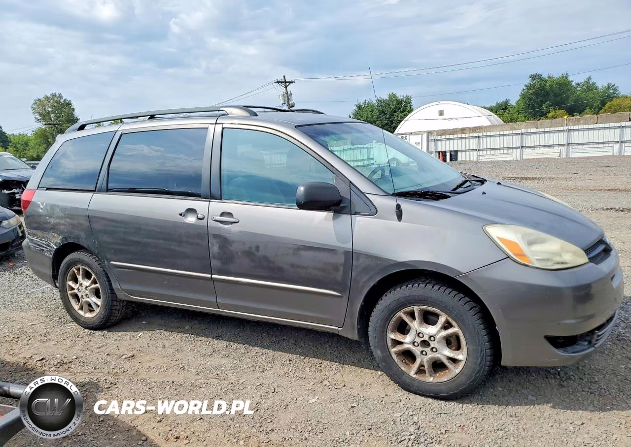 2005 Toyota Sienna Le VIN:5TDBA23C85S037440 - 4