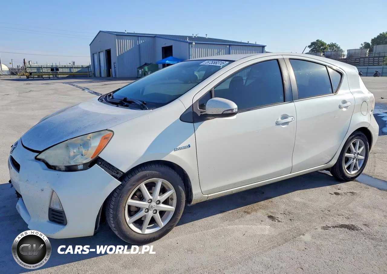 2013 Toyota Prius C Three