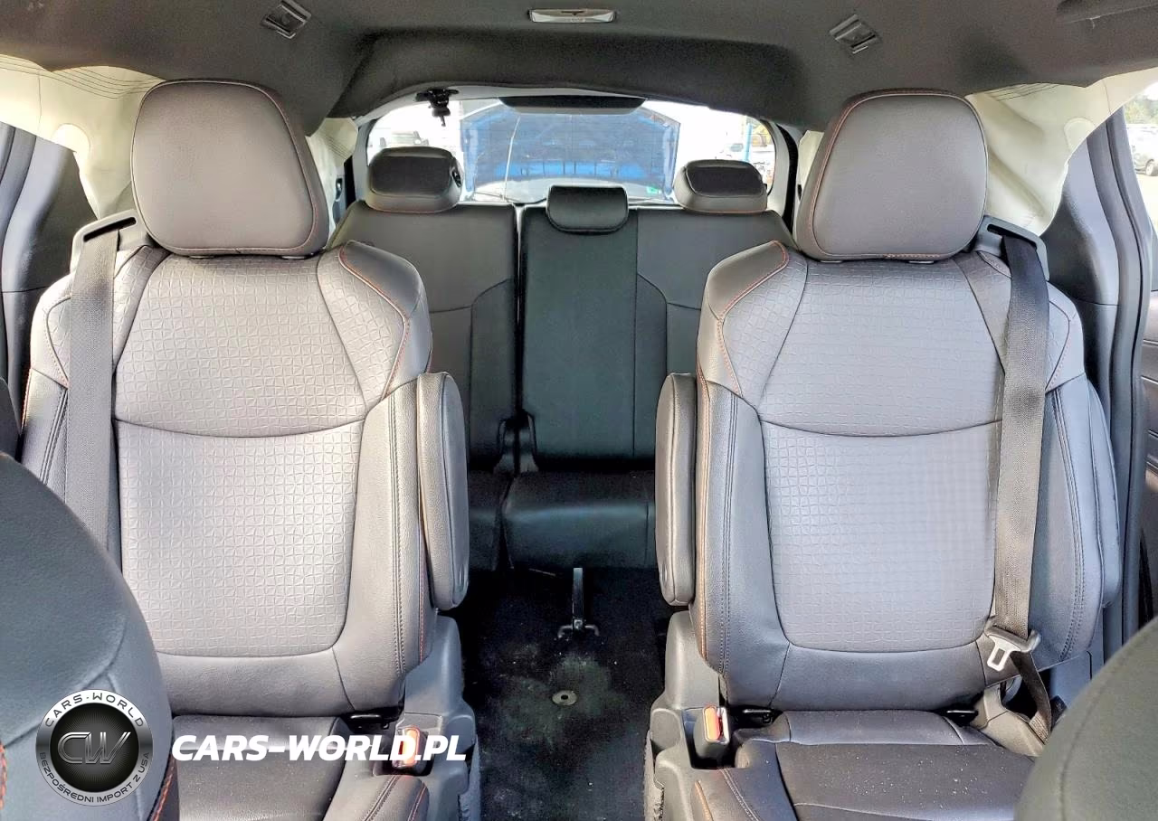 2024 Toyota Sienna Xse VIN:5TDDRKEC3RS189923 - 10