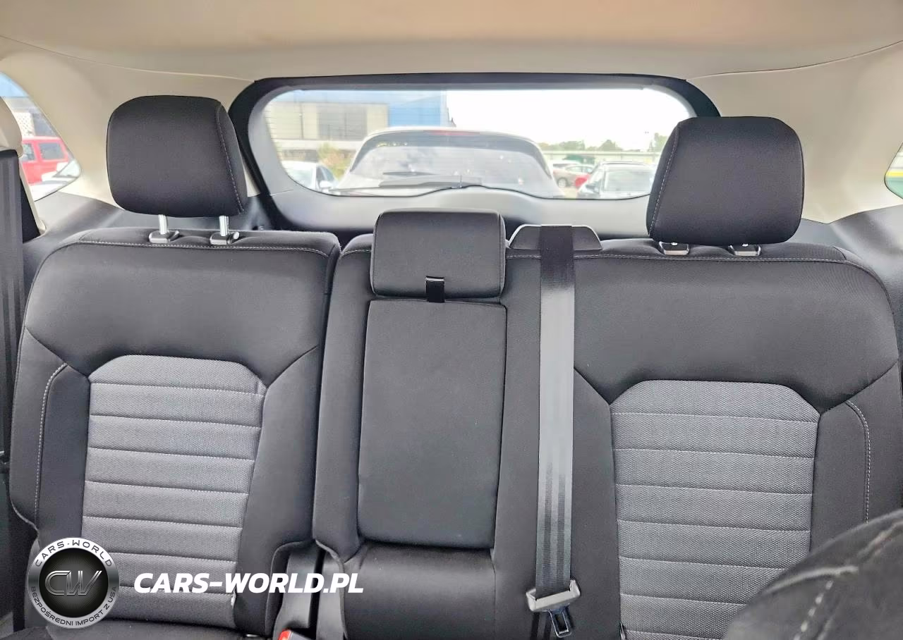 2017 Ford Edge Se VIN:2FMPK4G98HBC48569 - 10