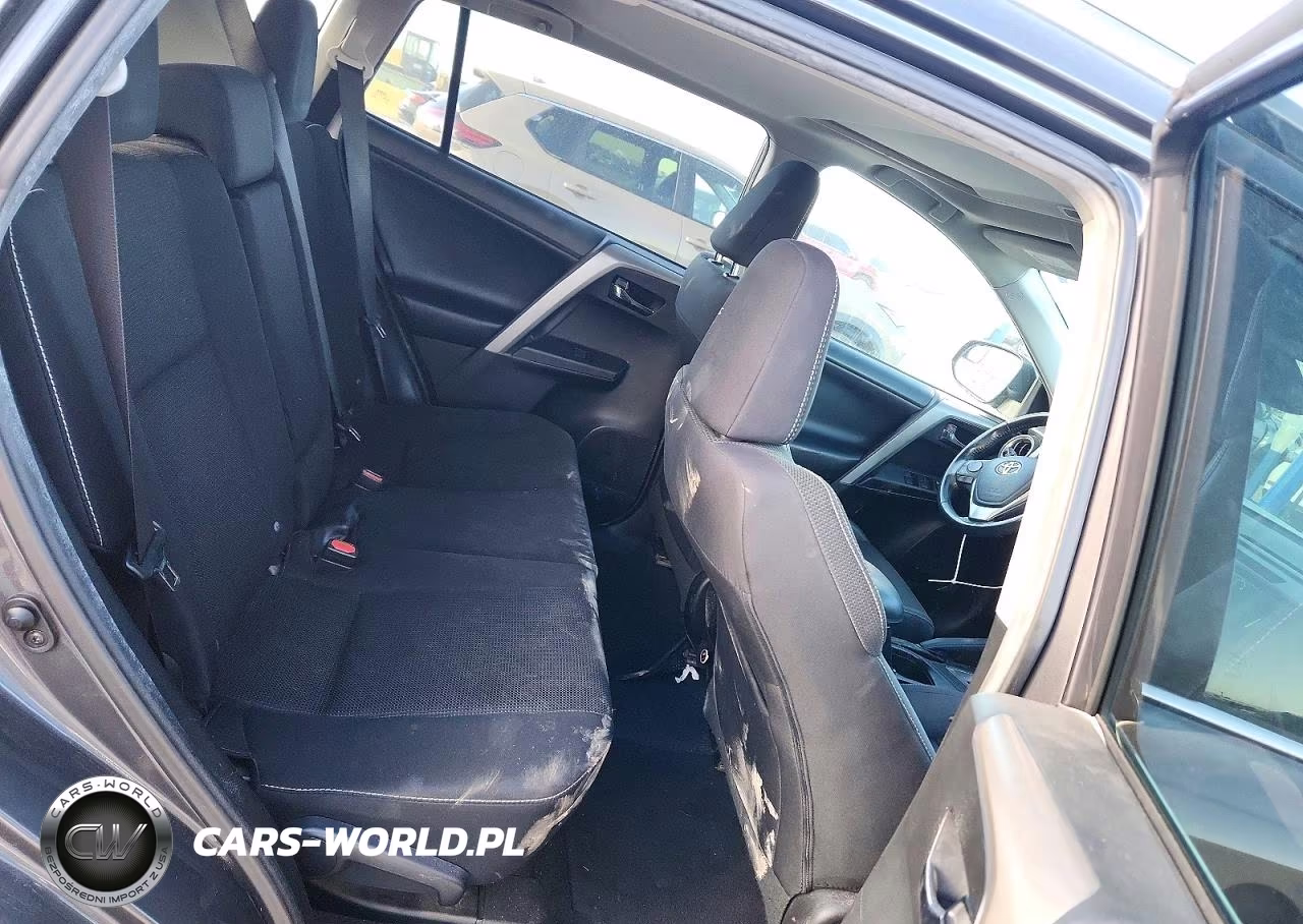 2017 Toyota Rav4 Xle VIN:2T3RFREV0HW589749 - 11