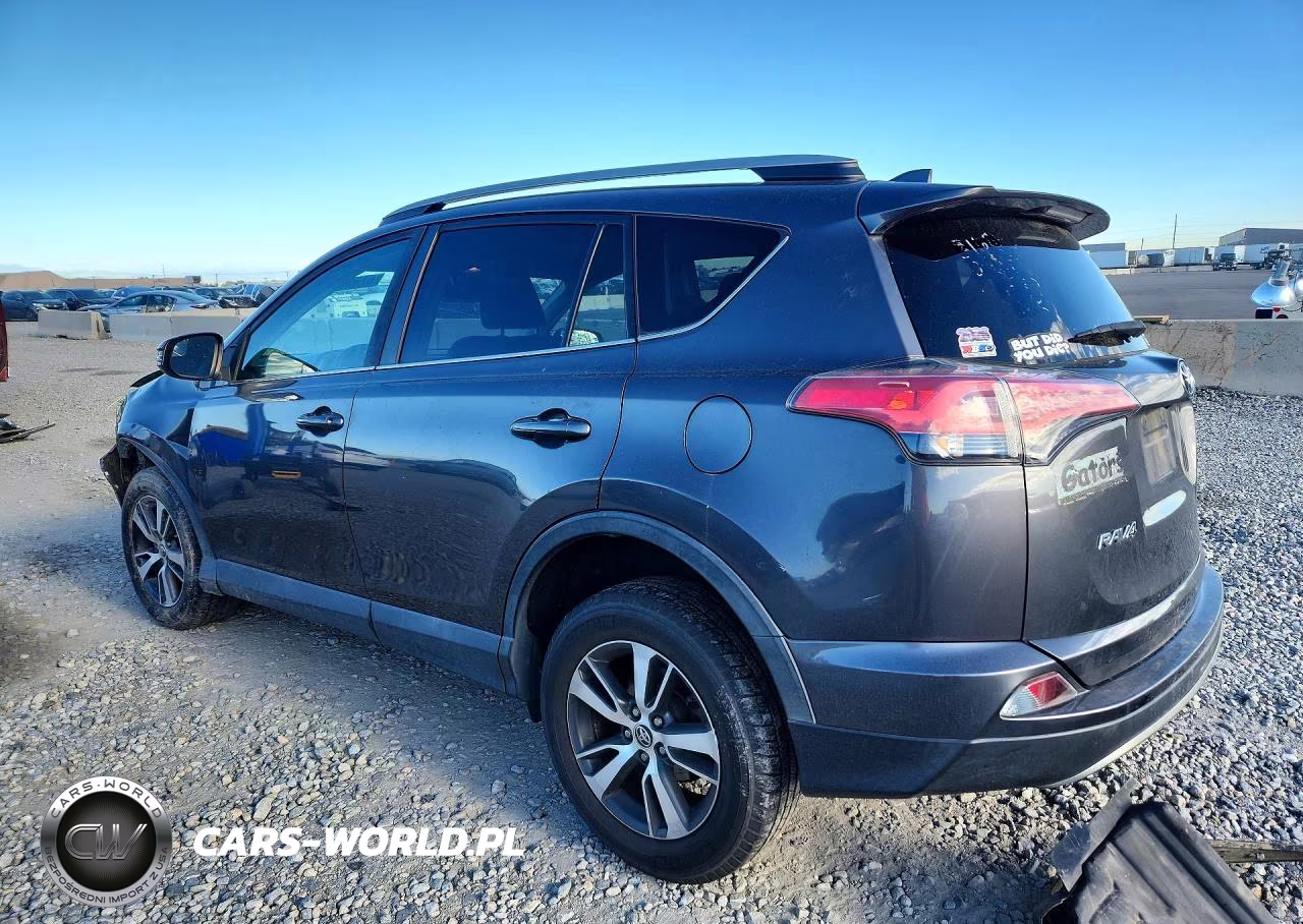 2017 Toyota Rav4 Xle VIN:2T3RFREV0HW589749 - 2