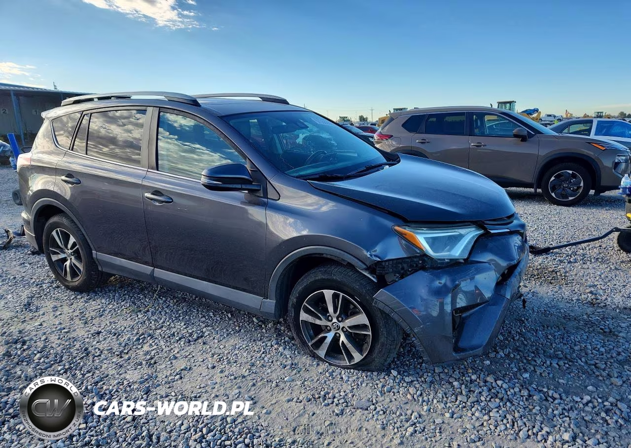 2017 Toyota Rav4 Xle VIN:2T3RFREV0HW589749 - 4