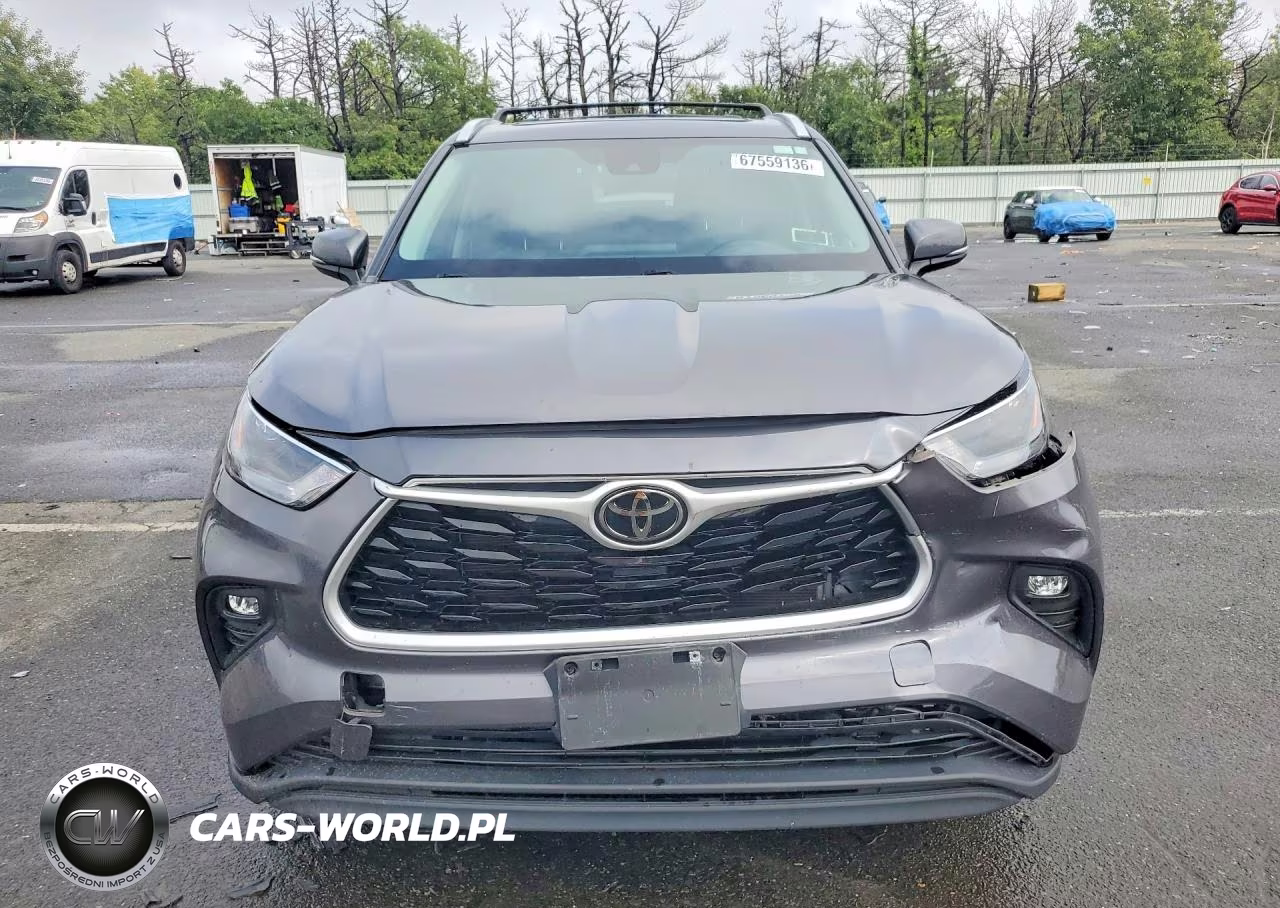 2022 Toyota Highlander Xle VIN:5TDGZRBH6NS165390 - 5