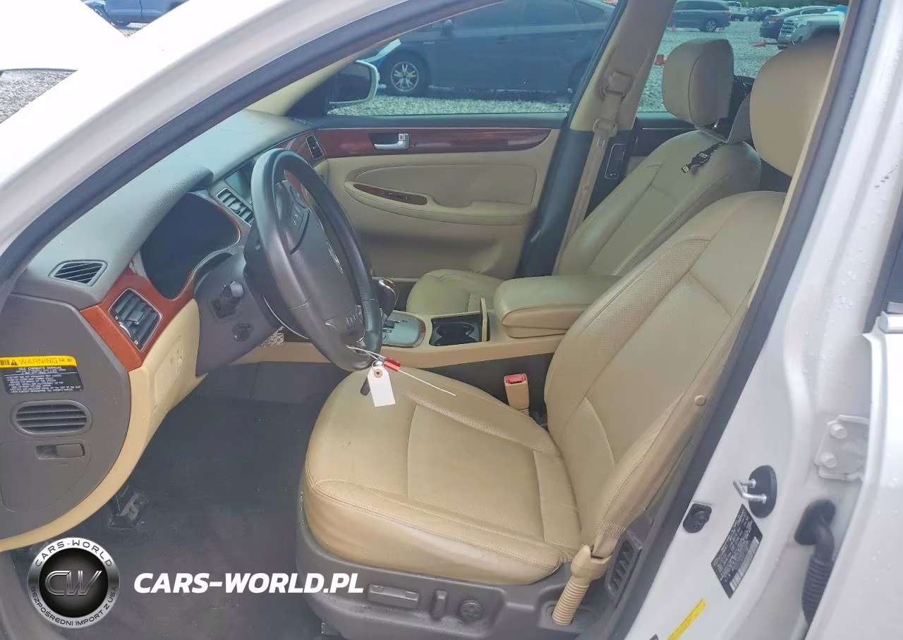 2013 Hyundai Genesis 3.8L VIN:KMHGC4DD9DU210195 - 7