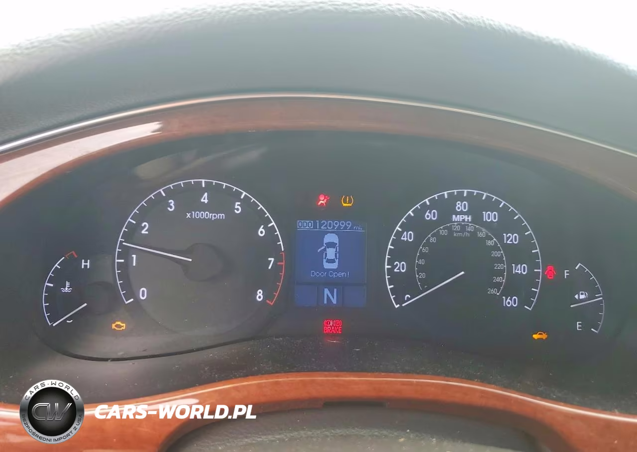 2013 Hyundai Genesis 3.8L VIN:KMHGC4DD9DU210195 - 9