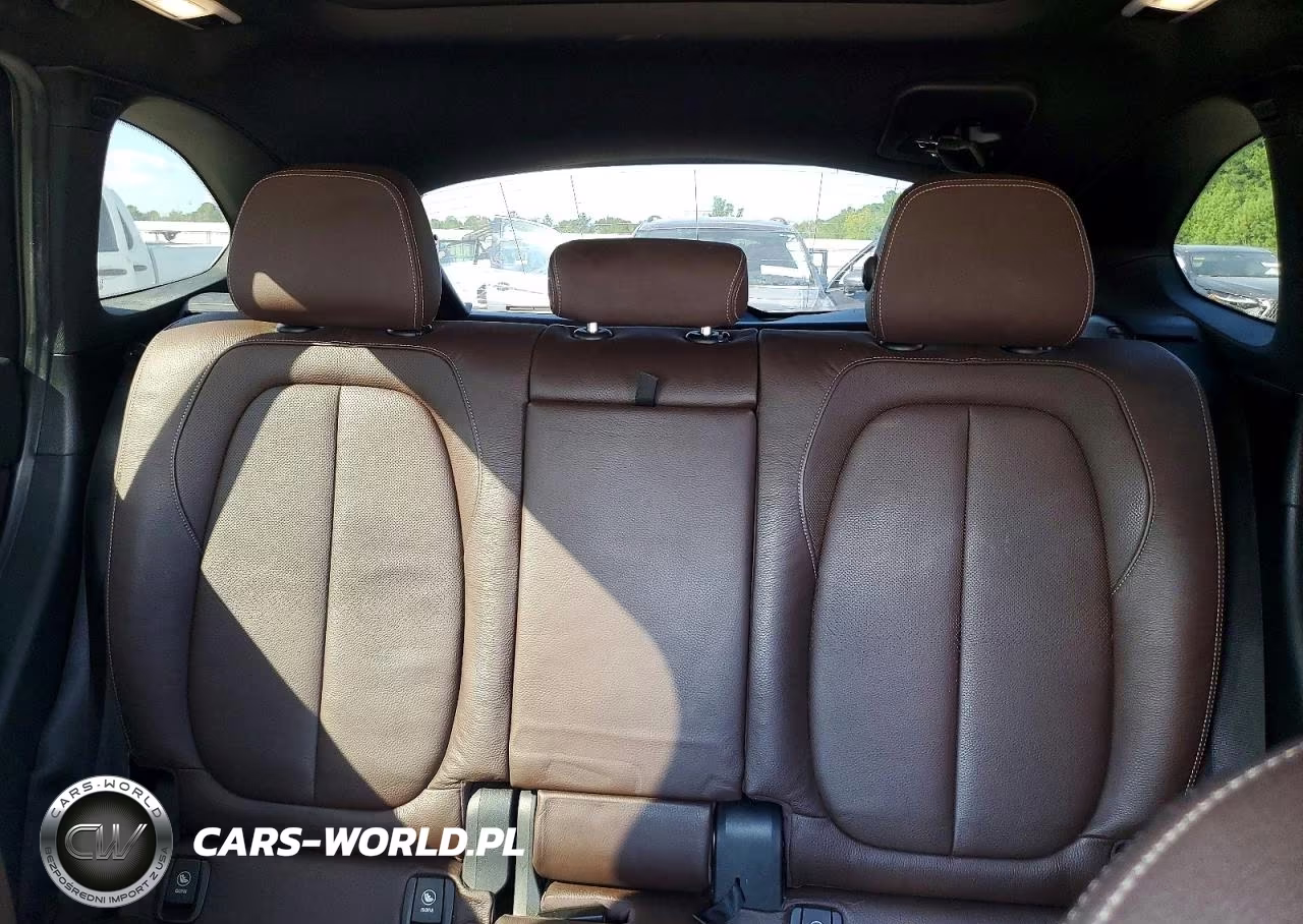 2018 BMW X1 Sdrive28I VIN:WBXHU7C34J5H38853 - 10