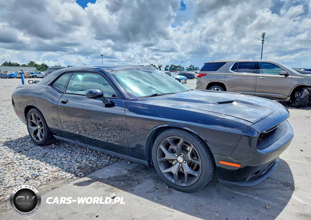 2015 Dodge Challenger Sxt Plus VIN:2C3CDZBG8FH723717 - 4