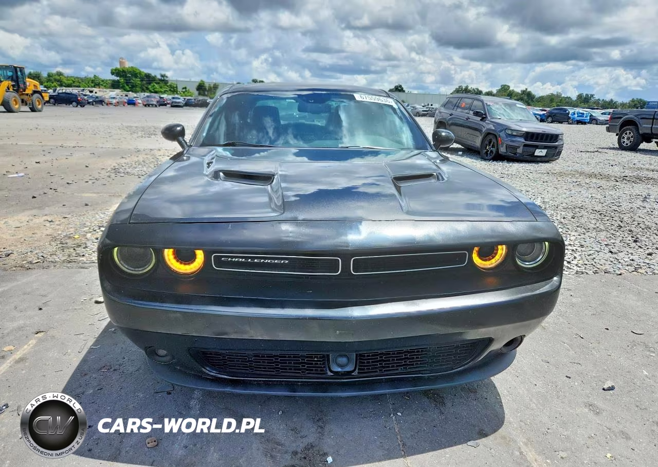 2015 Dodge Challenger Sxt Plus VIN:2C3CDZBG8FH723717 - 5