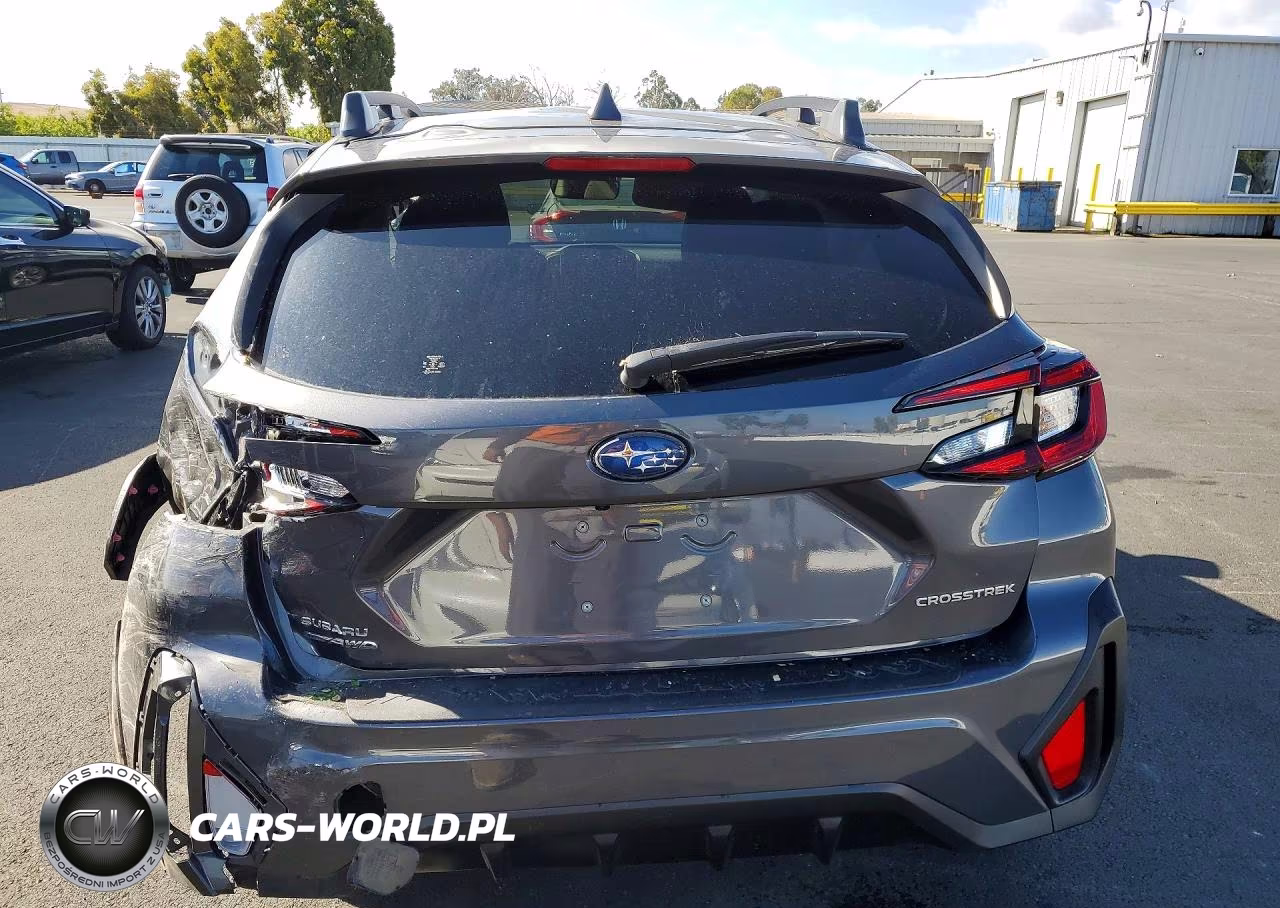 2024 Subaru Crosstrek Premium VIN:JF2GUADC8R8248526 - 6