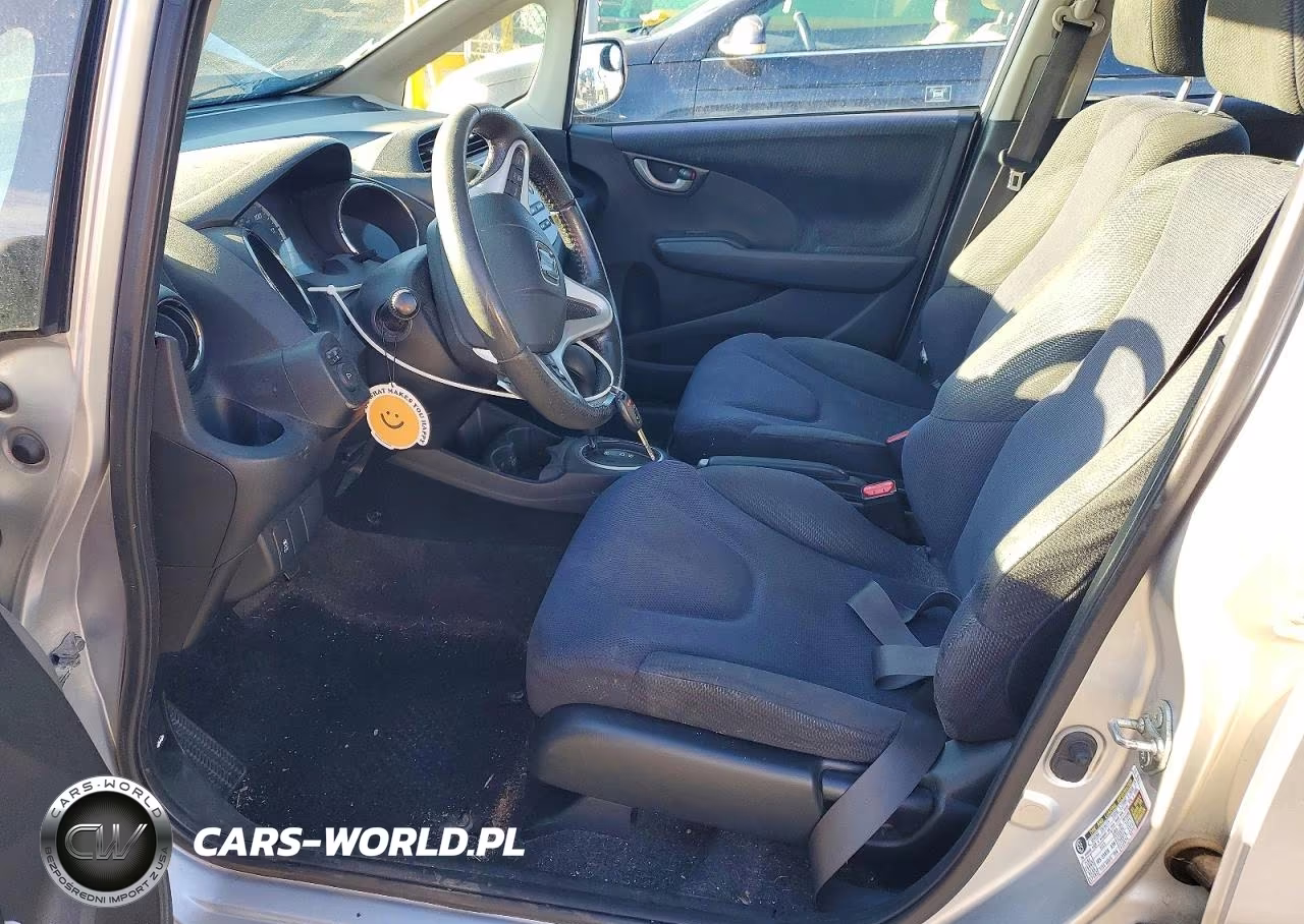 2012 Honda Fit Sport VIN:JHMGE8H51CC002680 - 7