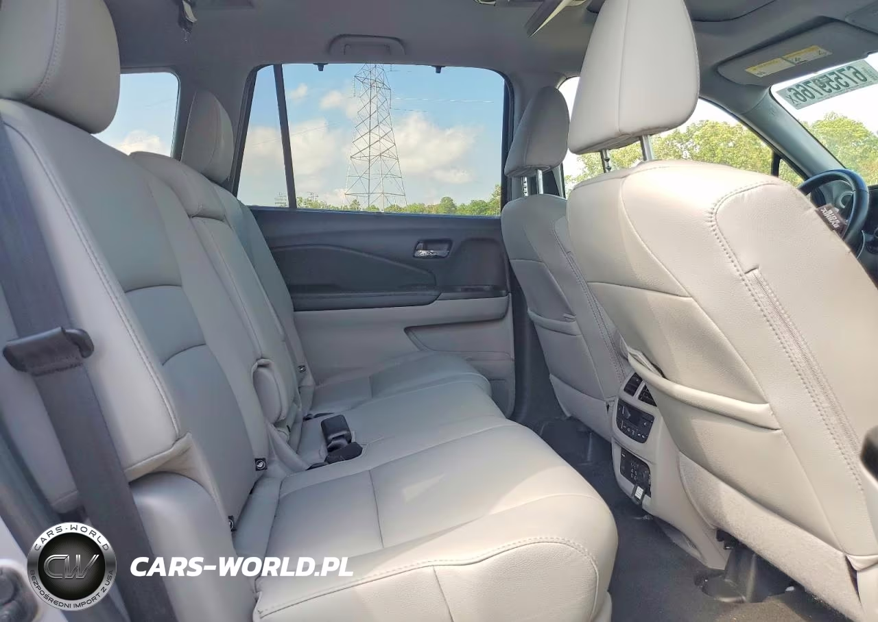 2021 Honda Pilot Touring VIN:5FNYF6H98MB033049 - 11