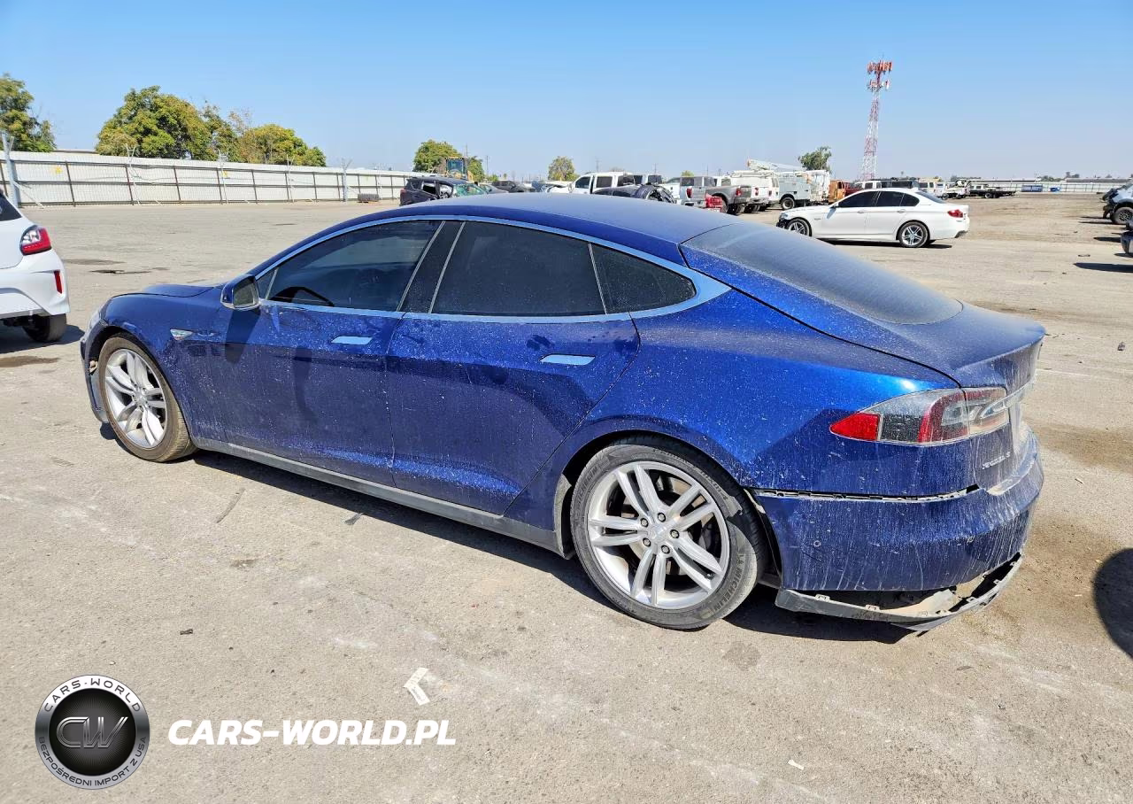 2015 Tesla Model S 85D VIN:5YJSA1H22FF092577 - 2