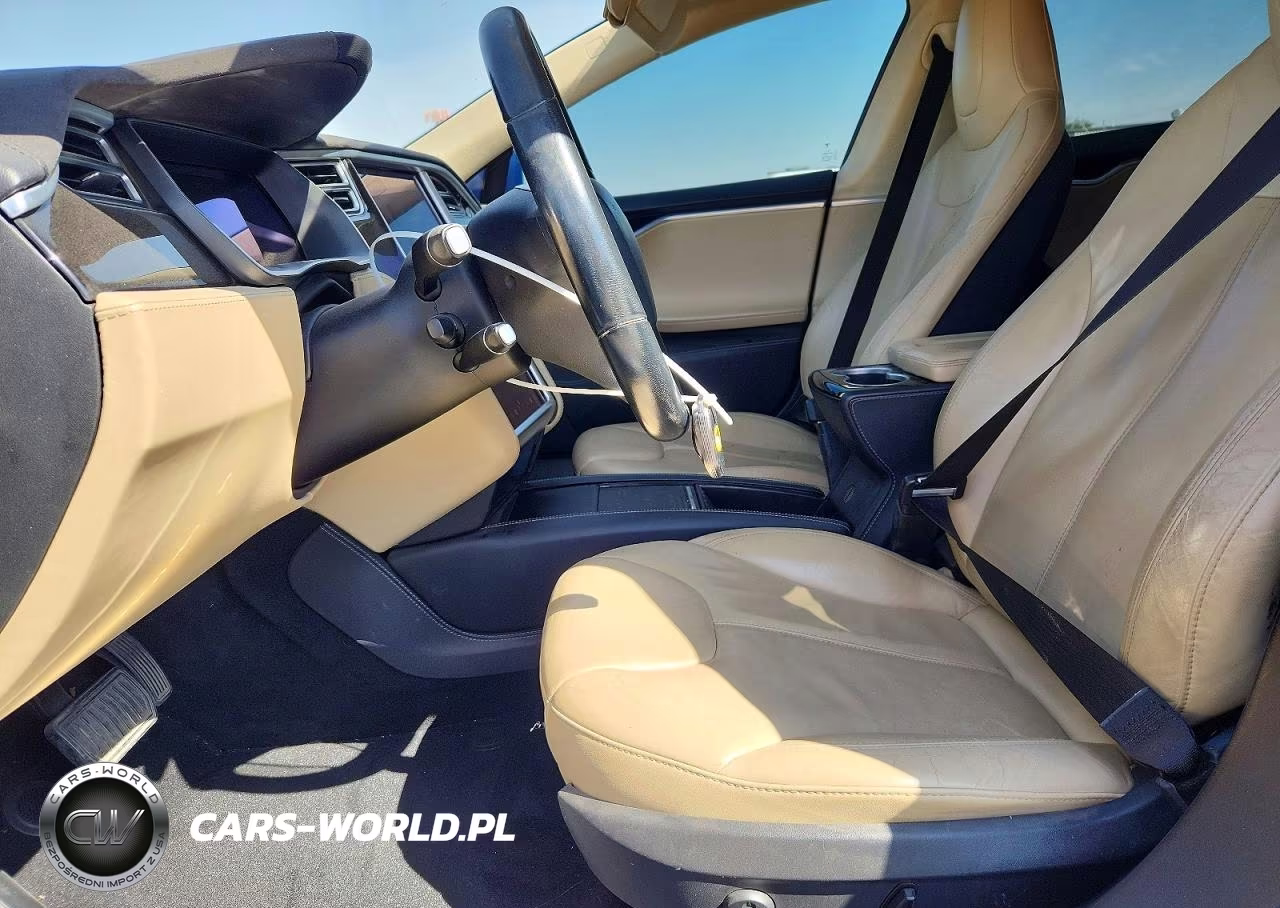 2015 Tesla Model S 85D VIN:5YJSA1H22FF092577 - 7