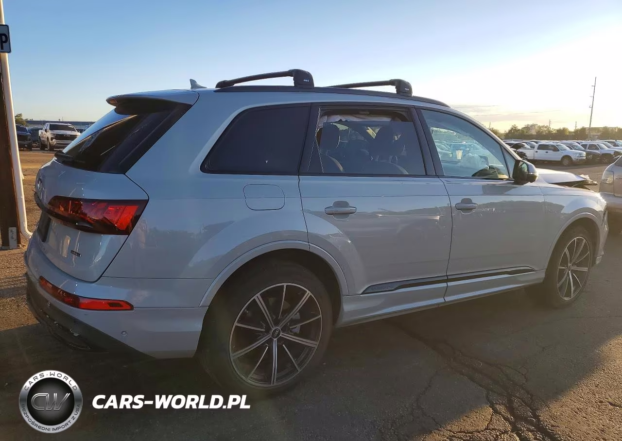 2023 Audi Q7 Premium Plus VIN:WA1LXBF71PD008517 - 3