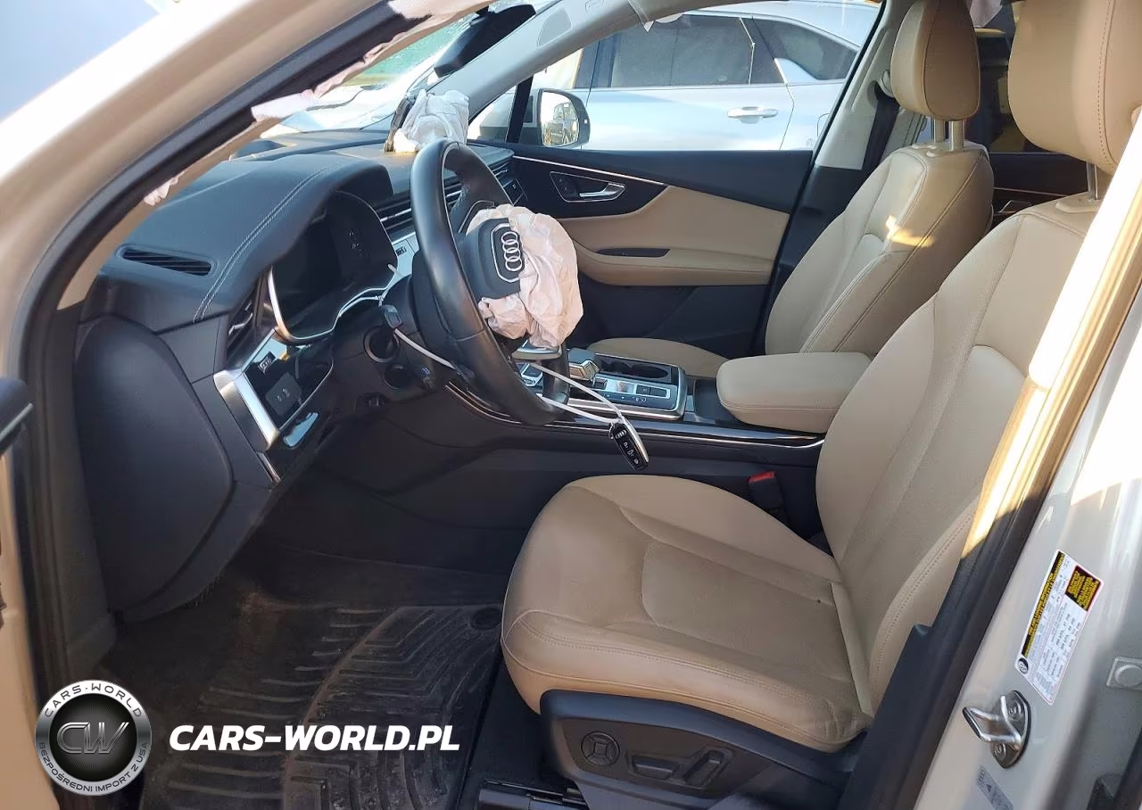 2023 Audi Q7 Premium Plus VIN:WA1LXBF71PD008517 - 7