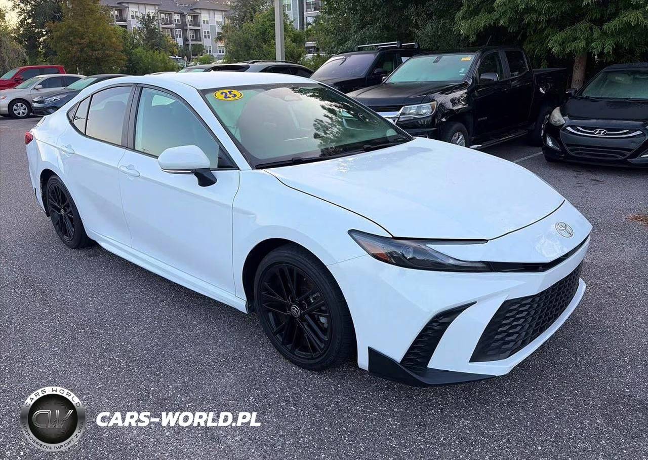 2025 Toyota Camry Se – zdjęcie 1 z 10