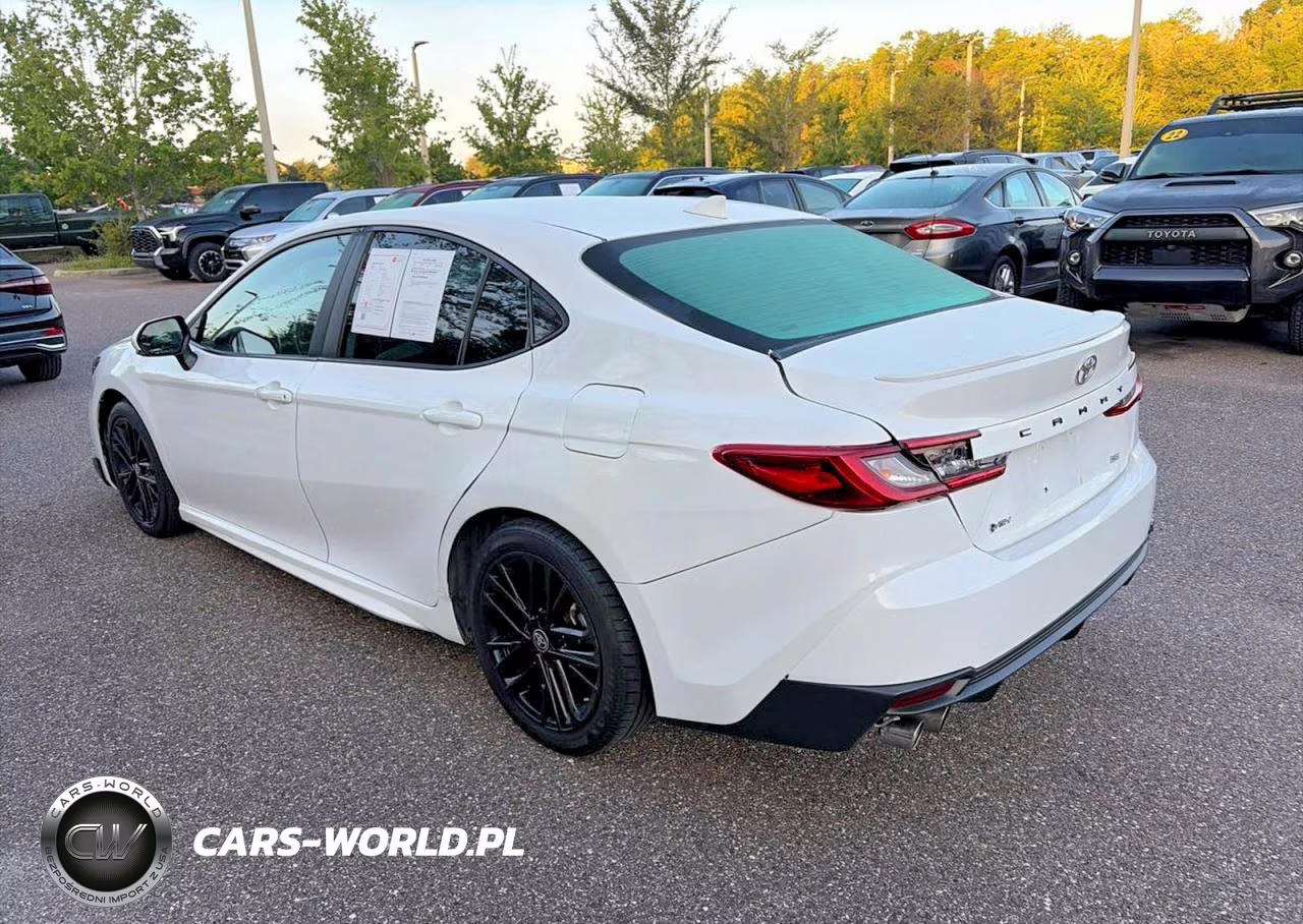 2025 Toyota Camry Se VIN:4T1DAACK5SU534295 - 3
