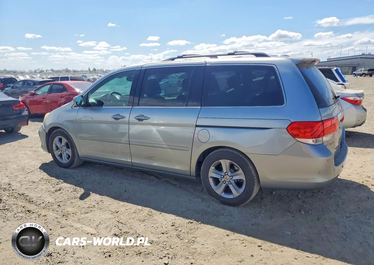2008 Honda Odyssey Touring VIN:5FNRL38938B088803 - 2