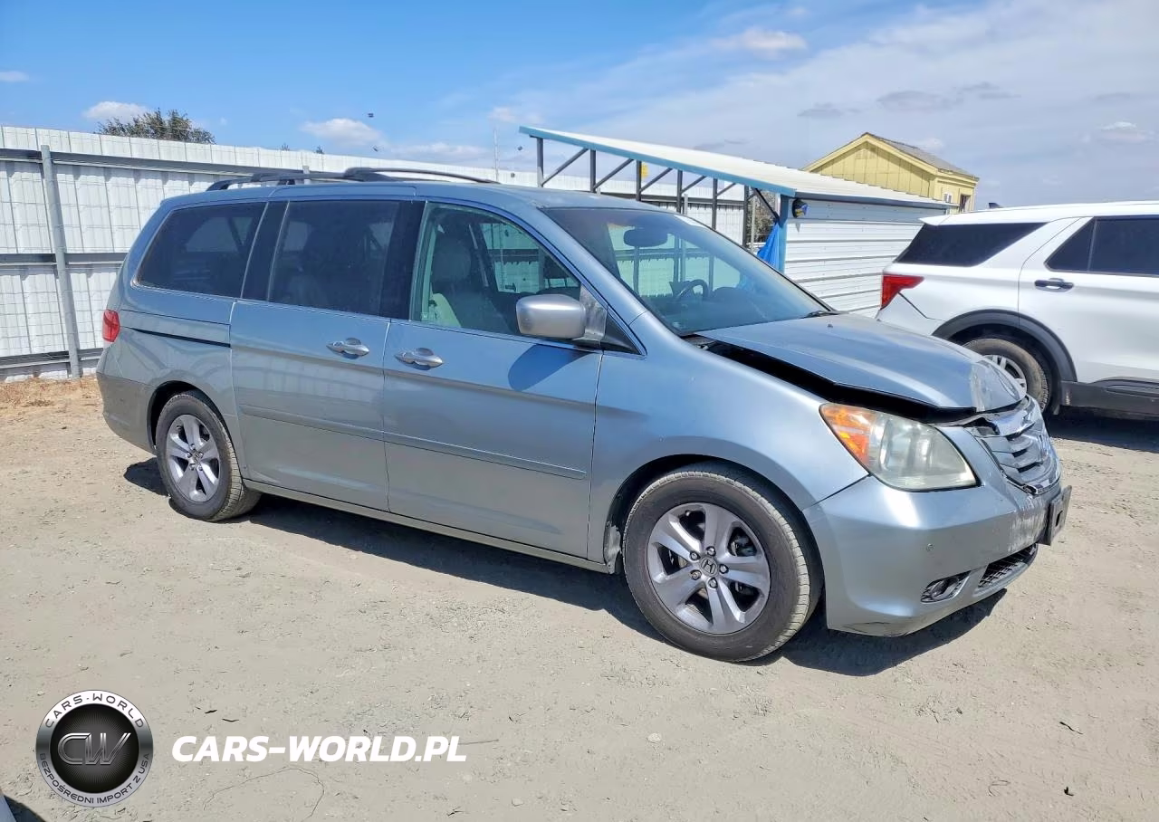 2008 Honda Odyssey Touring VIN:5FNRL38938B088803 - 4