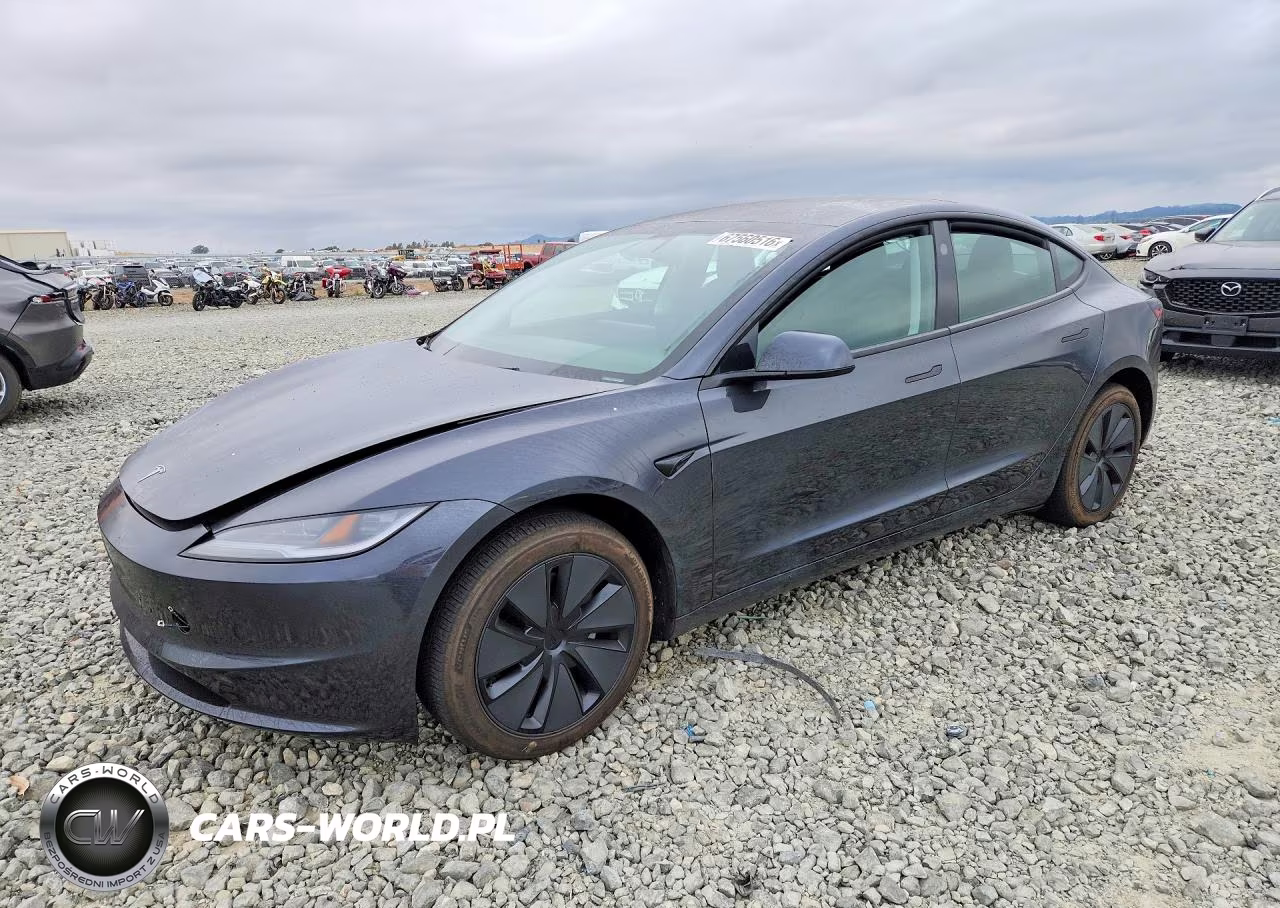 2025 Tesla Model 3 VIN:5YJ3E1EA5SF051763 - 1