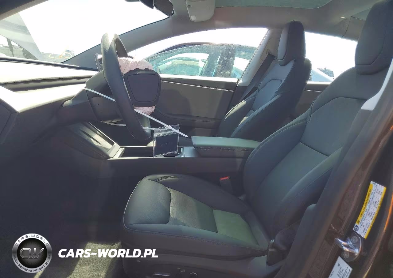 2025 Tesla Model 3 VIN:5YJ3E1EA5SF051763 - 7