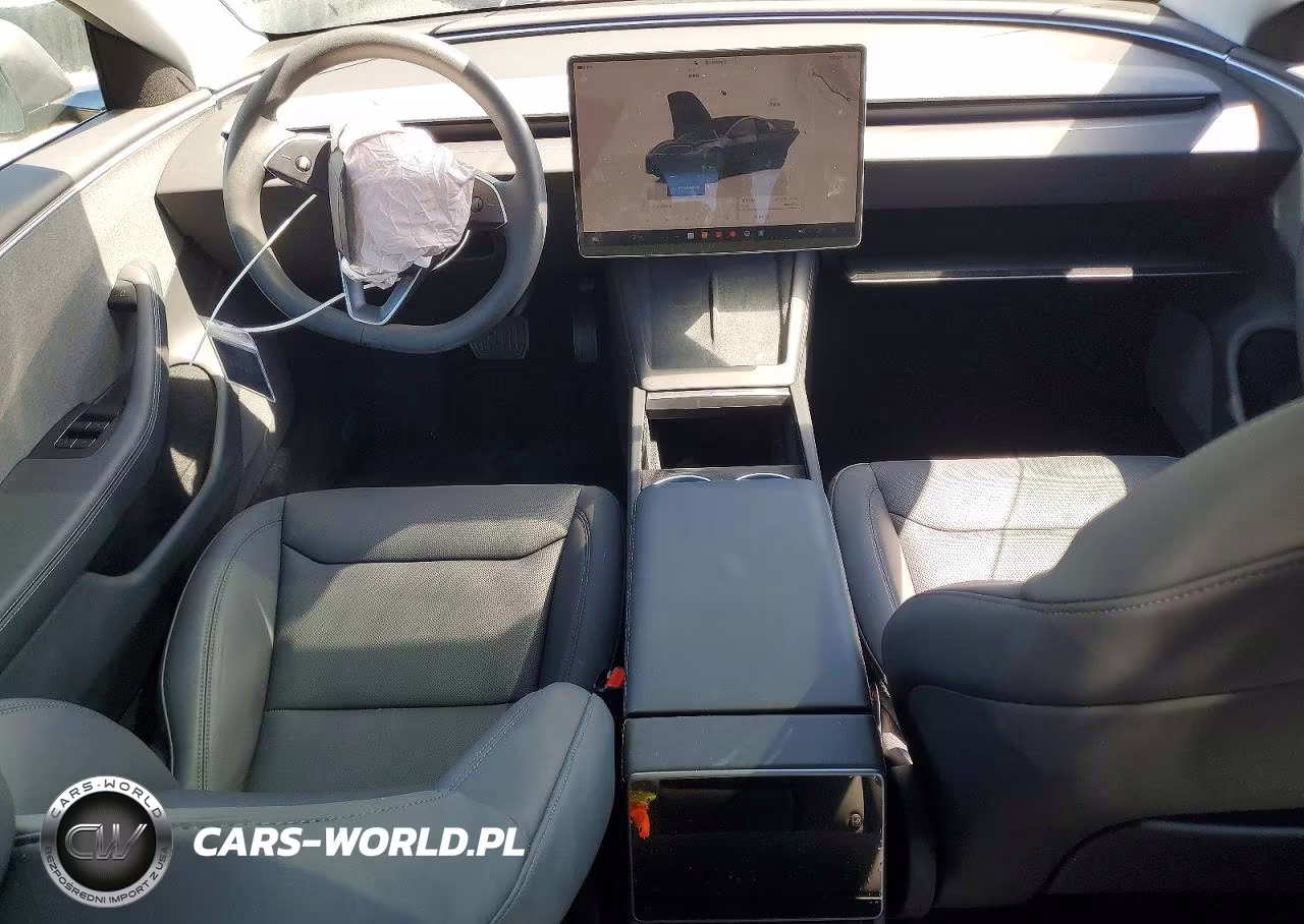 2025 Tesla Model 3 VIN:5YJ3E1EA5SF051763 - 8