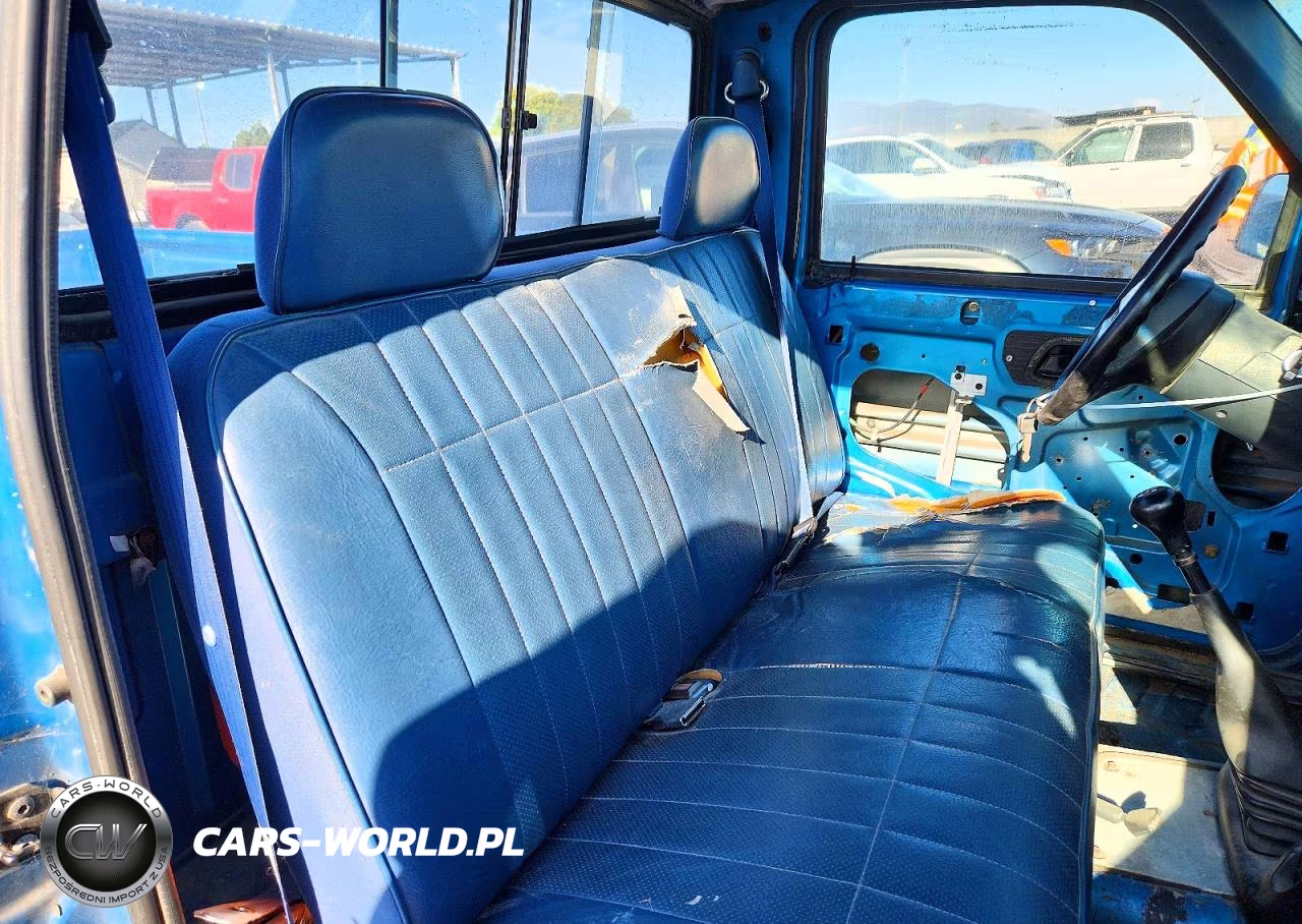 1994 Ford Ranger VIN:1FTCR10A7RUD74760 - 10