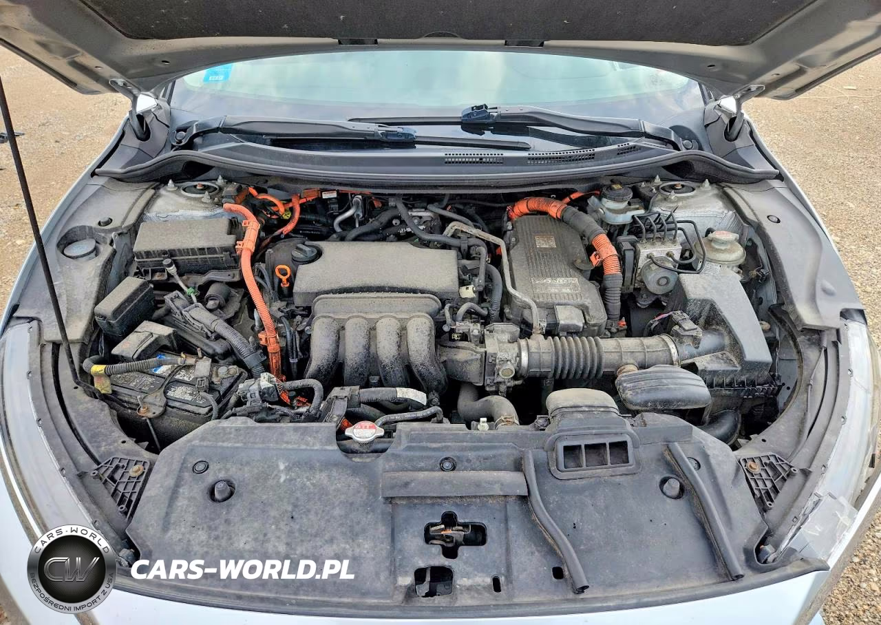 2018 Honda Clarity Touring VIN:JHMZC5F35JC005500 - 11