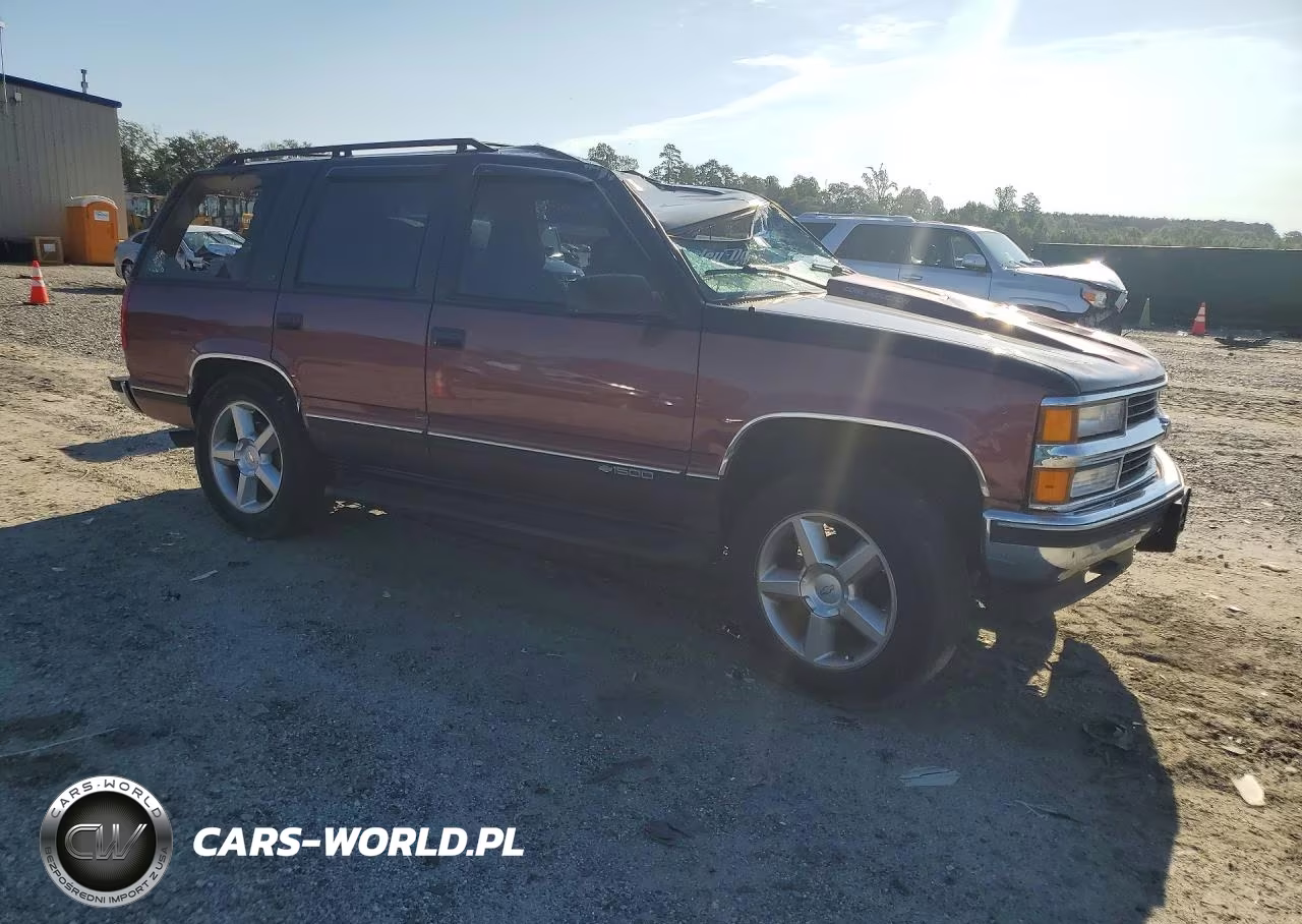 1997 Chevrolet Tahoe K1500 VIN:1GNEK13R9VJ323889 - 4