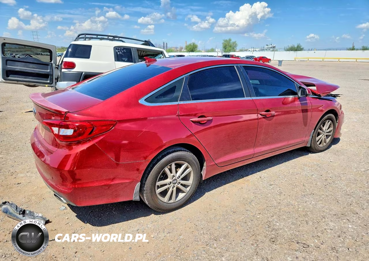 2015 Hyundai Sonata Se VIN:5NPE24AFXFH156116 - 3
