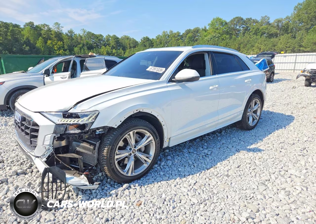 2023 Audi Q8 Premium VIN:WA1AVBF18PD021452 - 1