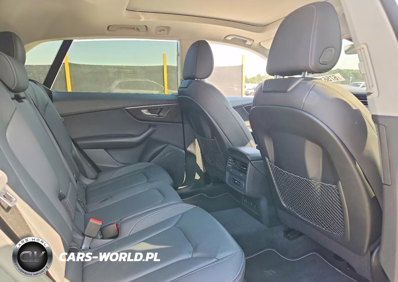 2023 Audi Q8 Premium VIN:WA1AVBF18PD021452 - 11