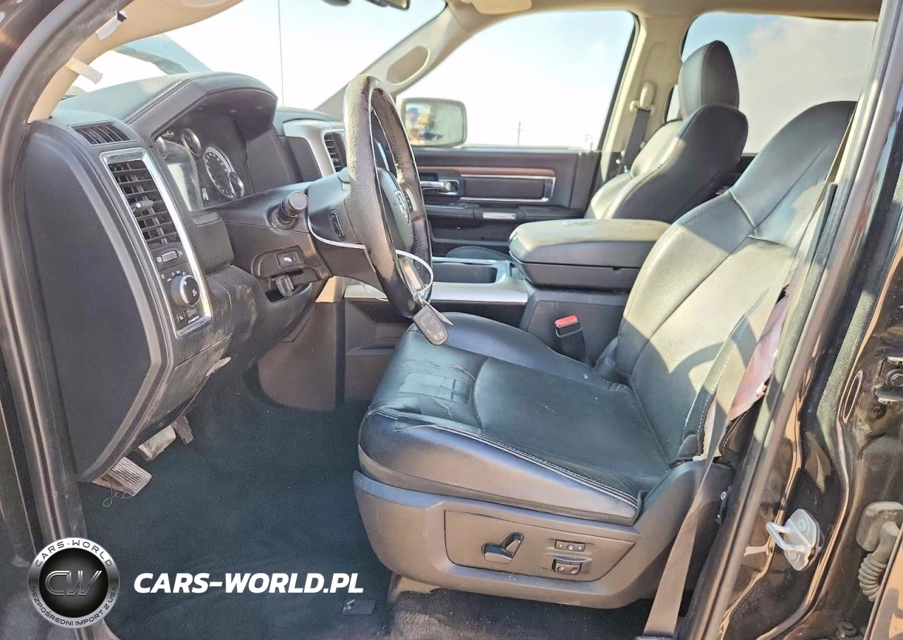 2015 Ram 1500 Laramie VIN:1C6RR7NT0FS759731 - 7