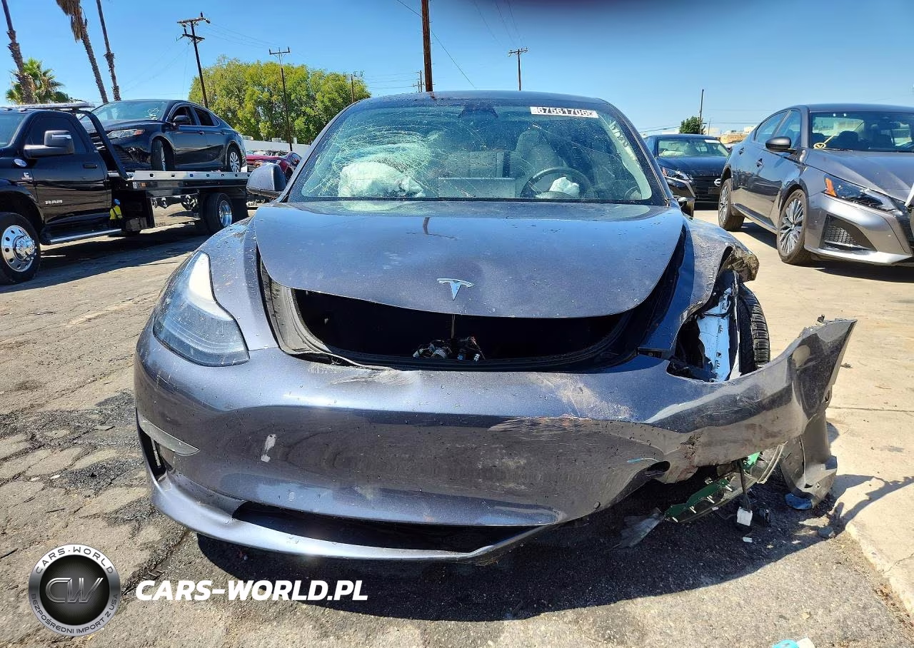 2022 Tesla Model 3 VIN:5YJ3E1EA4NF372990 - 5