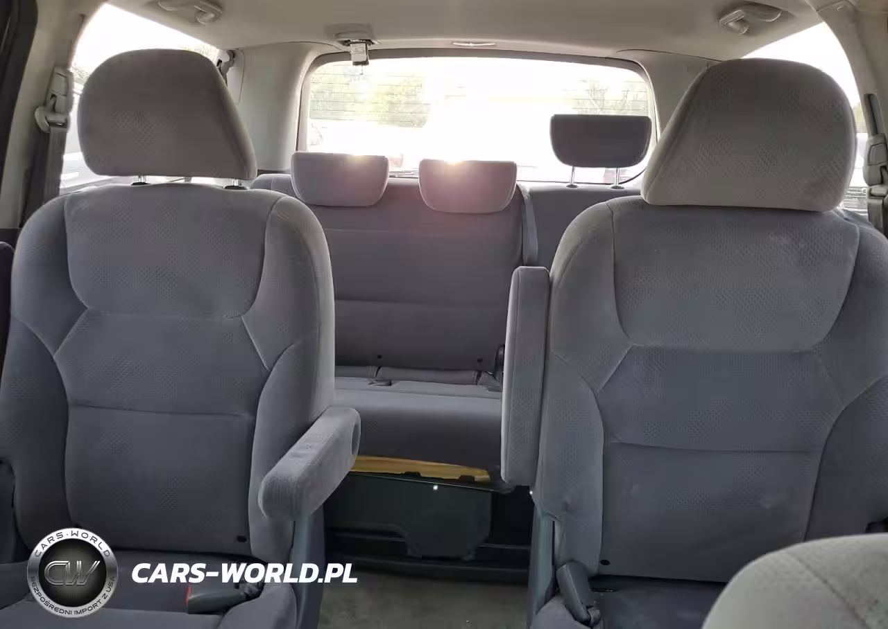 2006 Honda Odyssey Lx VIN:5FNRL38296B042358 - 10