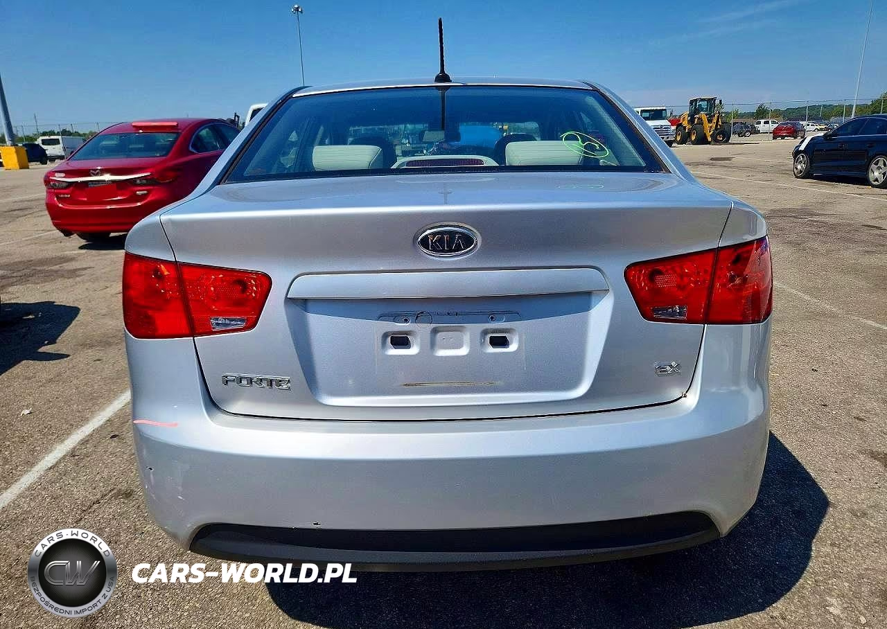 2011 Kia Forte Ex VIN:KNAFU4A2XB5886711 - 6