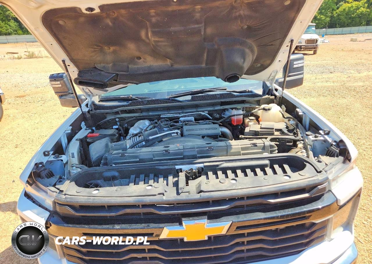2024 Chevrolet Silverado K3500 VIN:1GB4YSEYXRF453237 - 12
