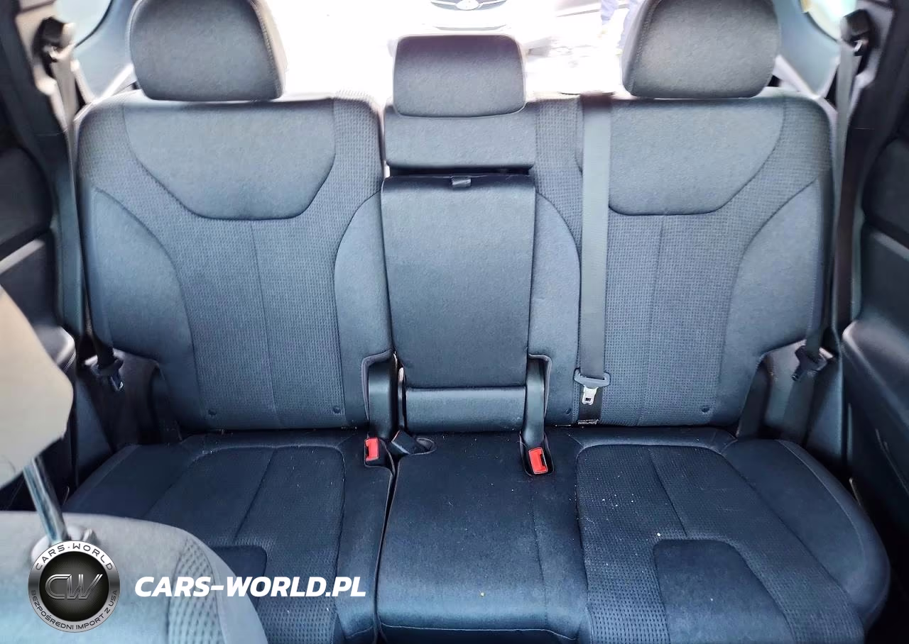 2019 Hyundai Santa Fe Se VIN:5NMS23AD4KH107092 - 10