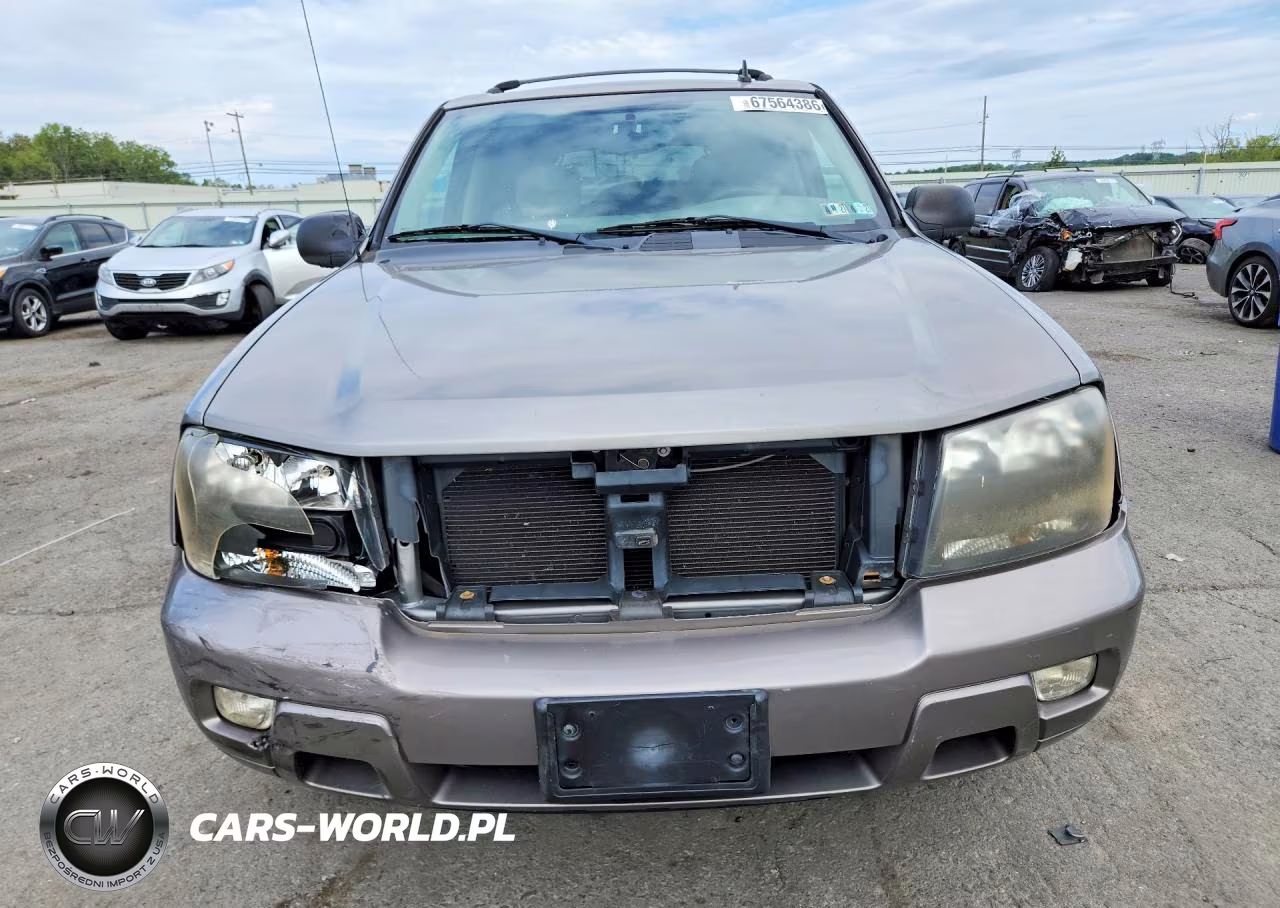 2008 Chevrolet Trailblazer Ls VIN:1GNDS13S882142098 - 5