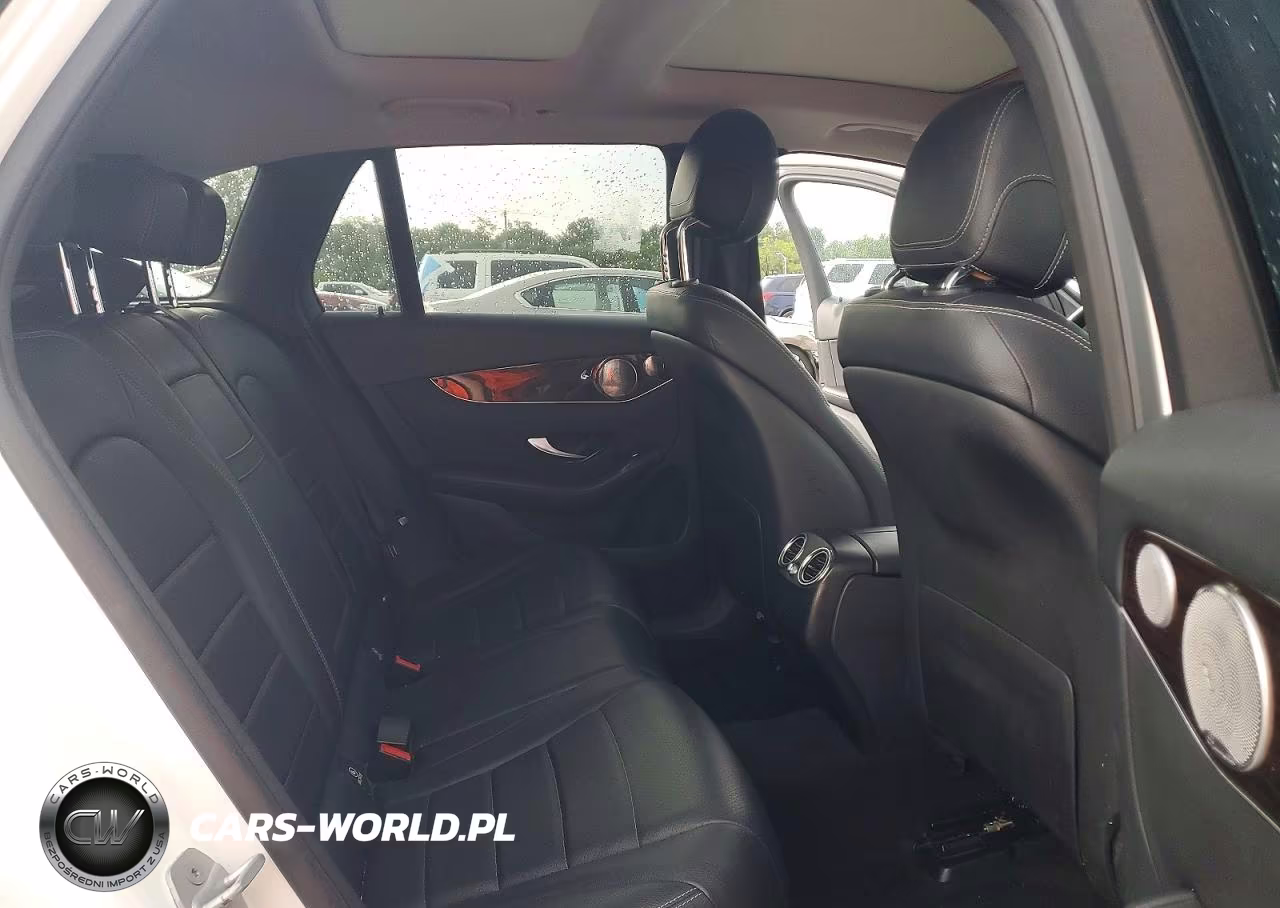 2016 Mercedes-Benz Glc 300 4Matic VIN:WDC0G4KB7GF064880 - 11