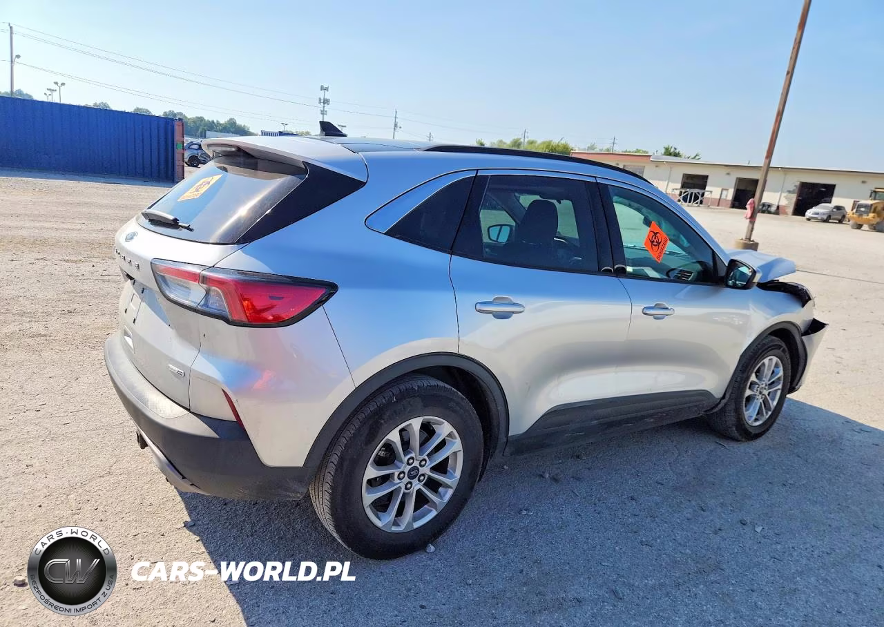 2020 Ford Escape Se VIN:1FMCU9G63LUB39399 - 3