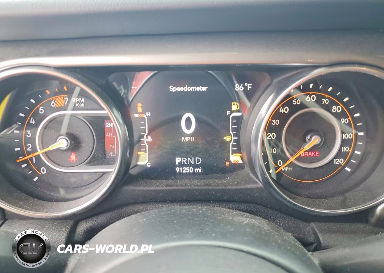 2020 Jeep Wrangler Unlimited Sahara VIN:1C4HJXENXLW159624 - 9