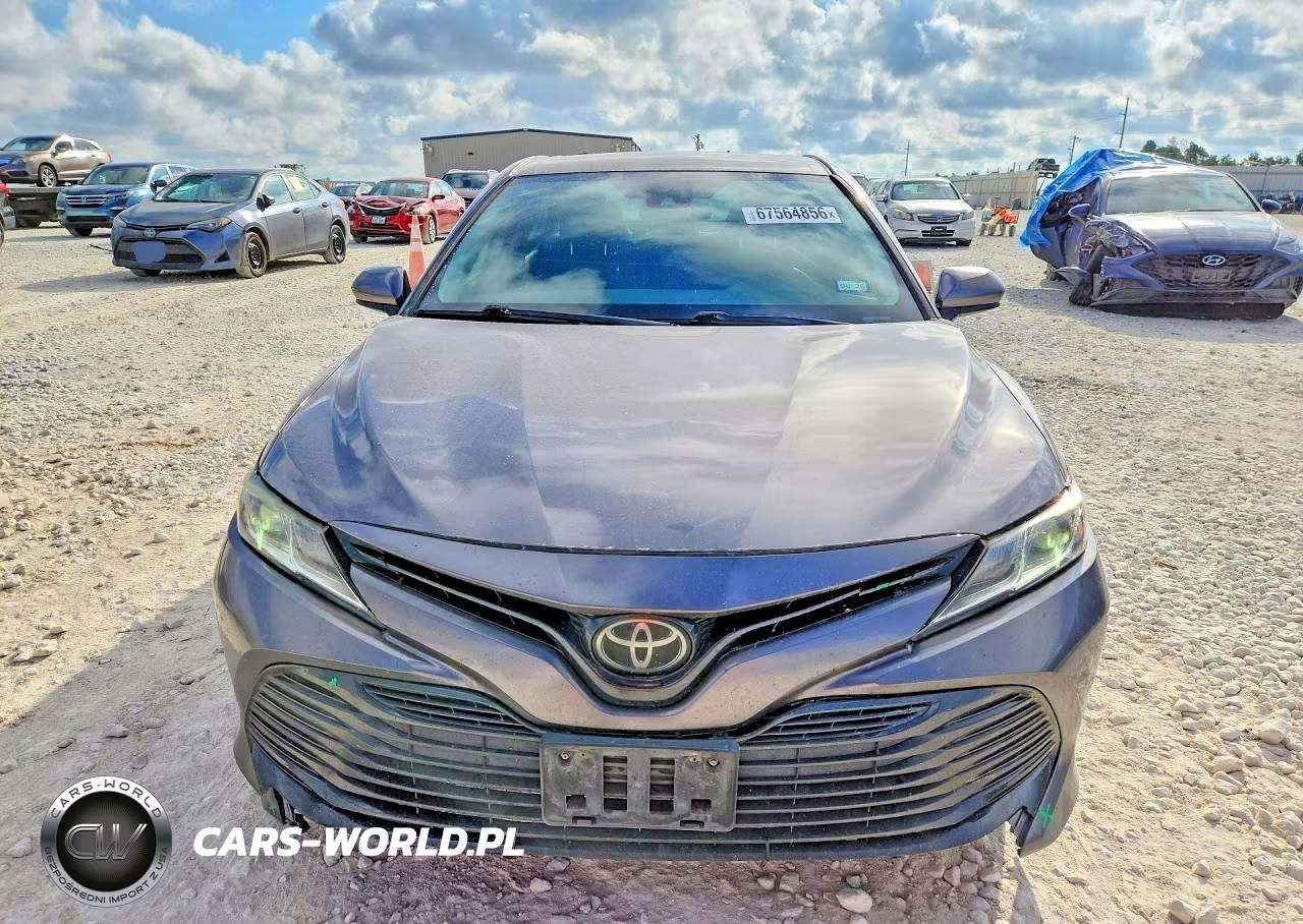 2020 Toyota Camry Le VIN:4T1C11AK9LU890961 - 5