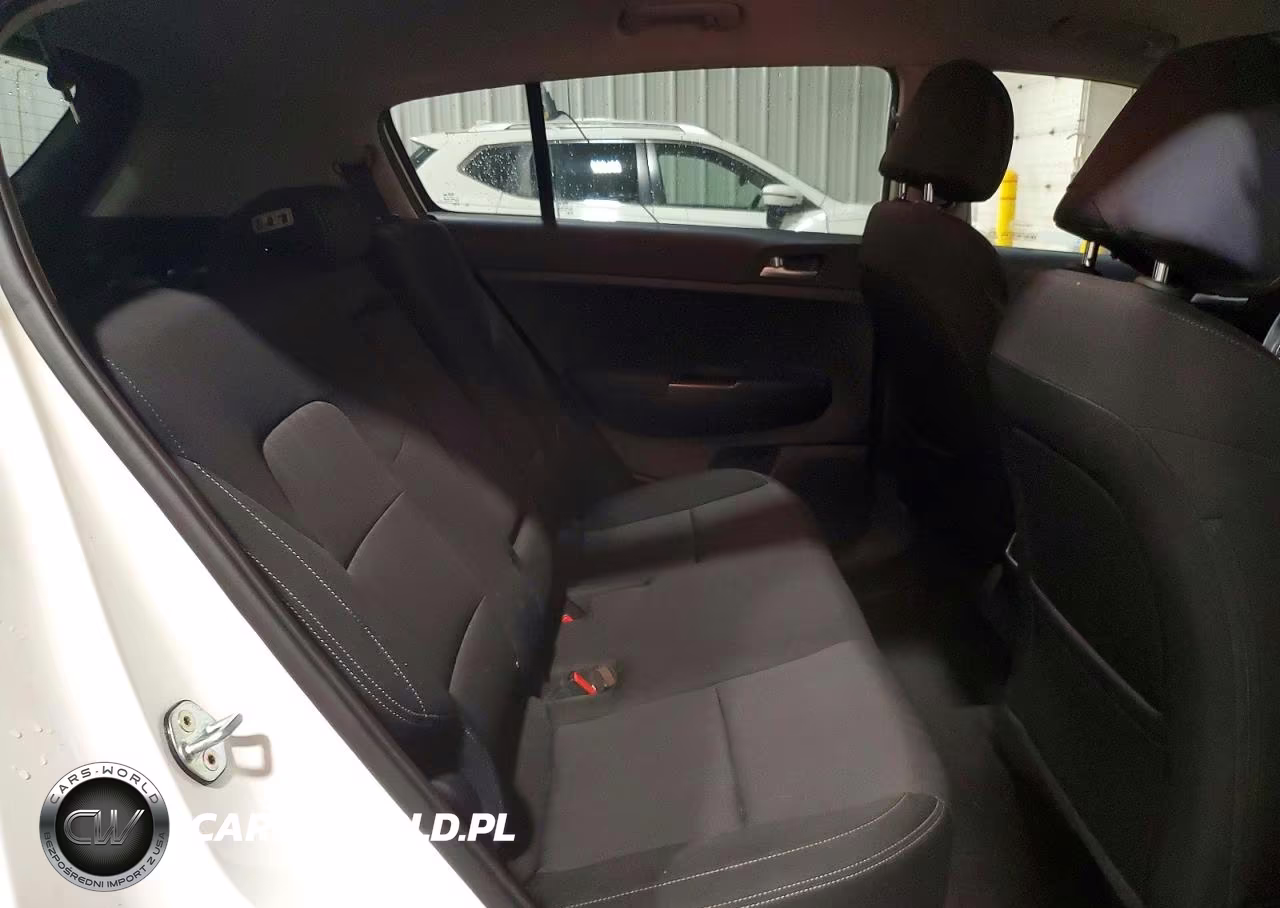 2019 Kia Sportage Lx VIN:KNDPMCAC2K7577877 - 11