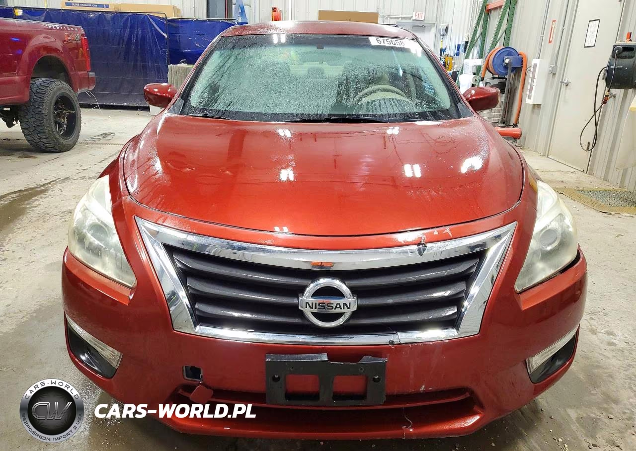 2014 Nissan Altima 2.5 VIN:1N4AL3AP9EC119718 - 5