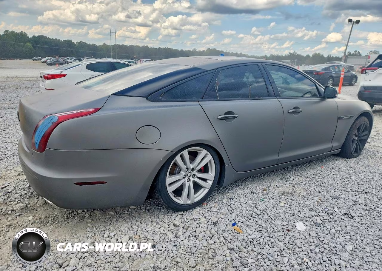 2011 Jaguar Xj VIN:SAJWA1CB3BLV20531 - 3
