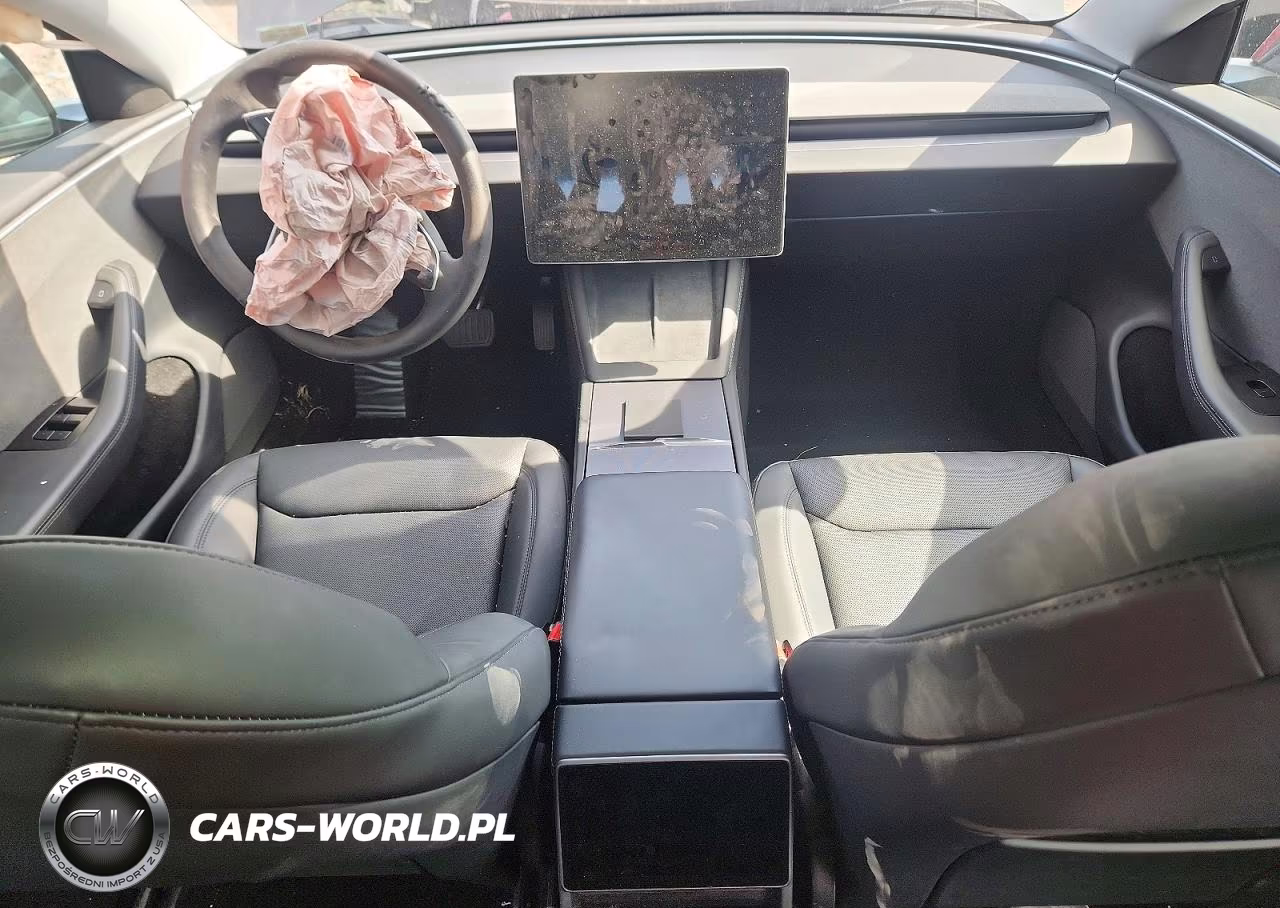 2025 Tesla Model 3 VIN:5YJ3E1EA3SF964828 - 8